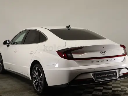 Hyundai Sonata 2020 года за 10 320 000 тг. в Астана – фото 4