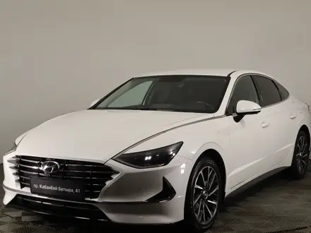 Hyundai Sonata 2020 года за 10 320 000 тг. в Астана