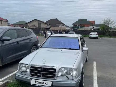Mercedes-Benz E 420 1993 года за 4 300 000 тг. в Алматы