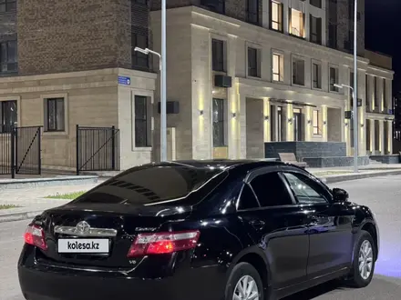 Toyota Camry 2010 года за 7 500 000 тг. в Караганда – фото 2