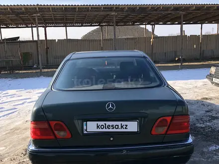 Mercedes-Benz E 200 1996 года за 1 700 000 тг. в Туркестан – фото 4