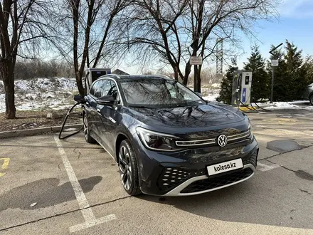 Volkswagen ID.6 2023 года за 17 500 000 тг. в Алматы – фото 4