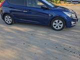 Hyundai Solaris 2014 года за 4 900 000 тг. в Актау – фото 2