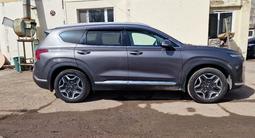 Hyundai Santa Fe 2022 года за 19 750 000 тг. в Караганда – фото 4