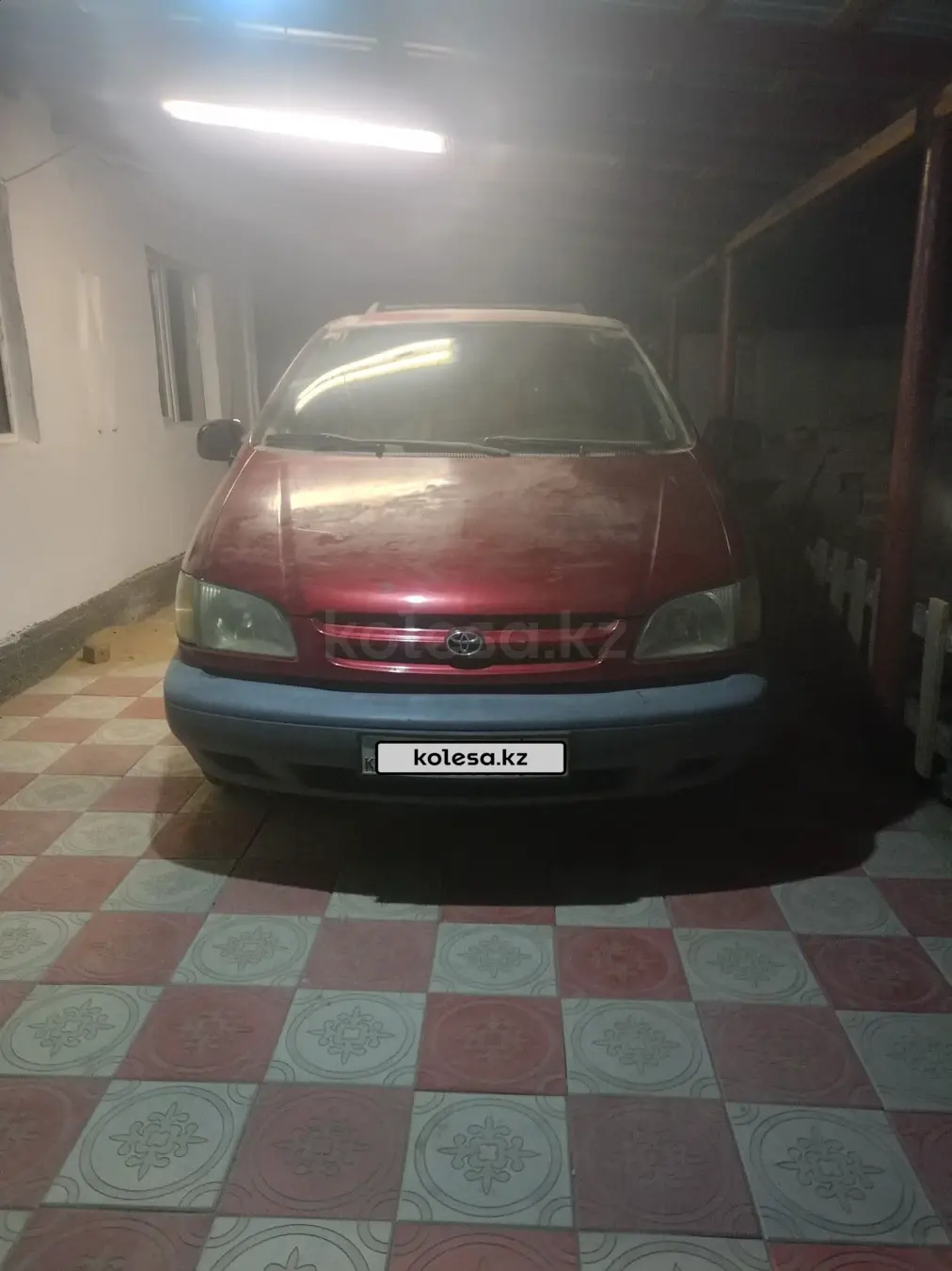 Toyota Sienna, 1999