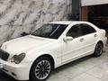 Mercedes-Benz C 200 2001 года за 3 000 000 тг. в Алматы