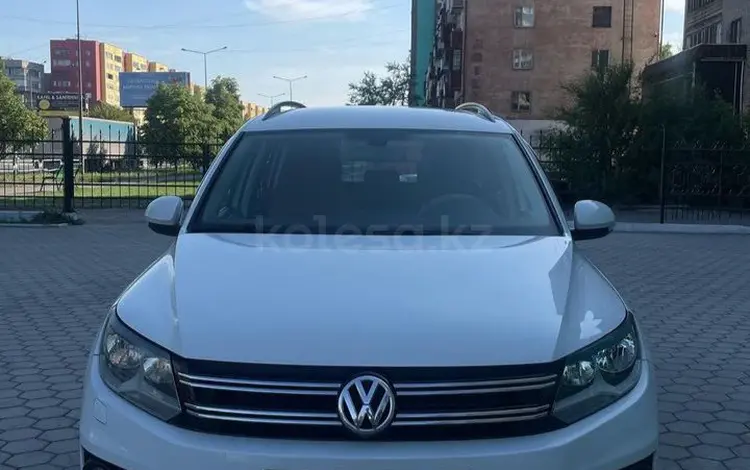Volkswagen Tiguan 2014 года за 7 500 000 тг. в Семей