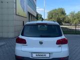 Volkswagen Tiguan 2014 годаүшін7 500 000 тг. в Семей – фото 4