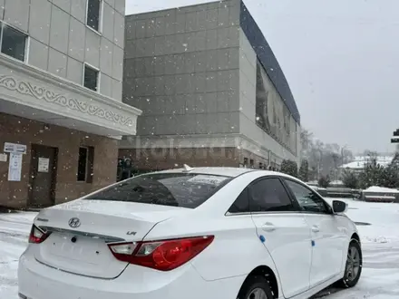Hyundai Sonata 2013 года за 3 800 000 тг. в Алматы – фото 3