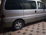 Hyundai Starex 2002 годаfor2 500 000 тг. в Шымкент – фото 2