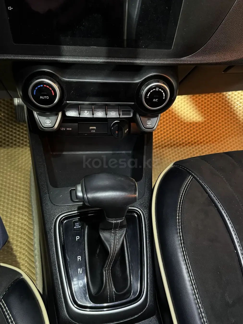 Kia Rio X-Line, 2020