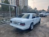 Mercedes-Benz E 230 1992 года за 2 000 000 тг. в Шымкент – фото 5