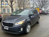 Kia Sedona 2016 года за 4 500 000 тг. в Атырау