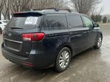 Kia Sedona 2016 года за 4 500 000 тг. в Атырау – фото 5