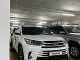 Toyota Highlander 2017 годаfor16 500 000 тг. в Астана – фото 5