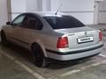 Volkswagen Passat 1998 годаfor3 200 000 тг. в Астана – фото 4