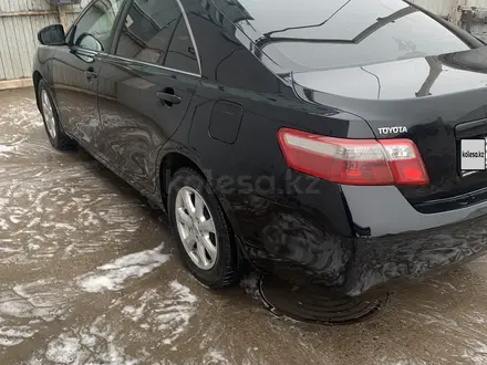 Toyota Camry 2011 года за 6 500 000 тг. в Астана – фото 2