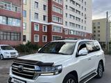 Toyota Land Cruiser 2018 годаүшін33 500 000 тг. в Караганда – фото 2