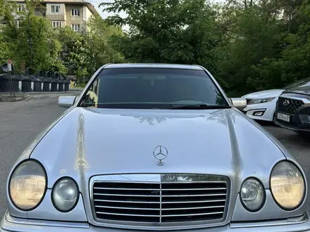 Mercedes-Benz E 280 1998 года за 3 300 000 тг. в Алматы – фото 4