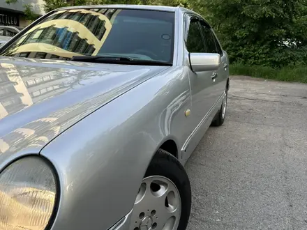 Mercedes-Benz E 280 1998 года за 3 300 000 тг. в Алматы – фото 9