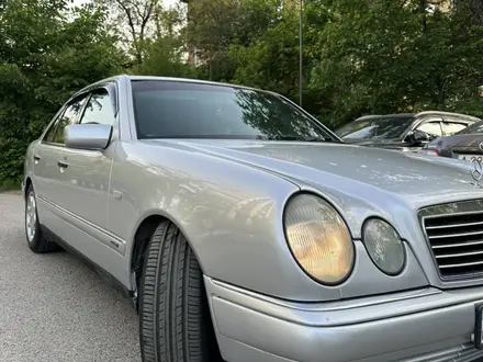 Mercedes-Benz E 280 1998 года за 3 300 000 тг. в Алматы – фото 10