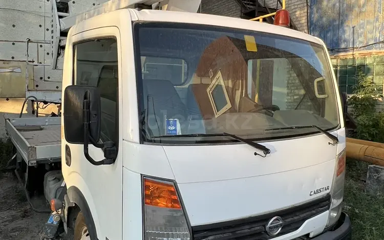 Nissan  Cabstar 2012 года в Атырау