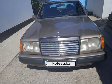 Mercedes-Benz E 230 1990 года за 1 400 000 тг. в Уштобе – фото 2