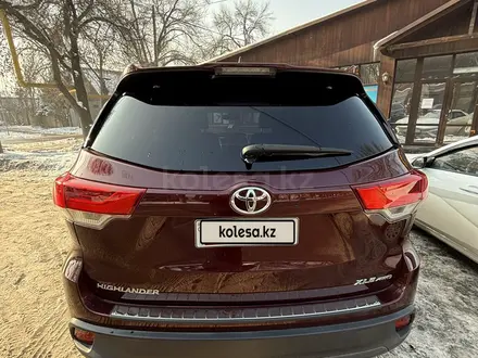 Toyota Highlander 2019 года за 15 000 000 тг. в Алматы – фото 12