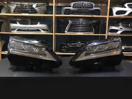Передние фары бу оригинал Lexus RX за 230 000 тг. в Алматы