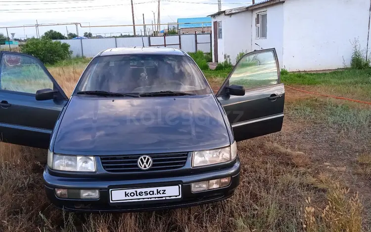 Volkswagen Passat 1995 годаүшін1 500 000 тг. в Чингирлау
