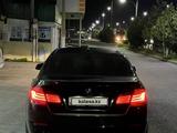 BMW 520 2012 года за 7 500 000 тг. в Шымкент – фото 2