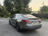 Toyota Camry 2026 года за 25 200 000 тг. в Шымкент – фото 3