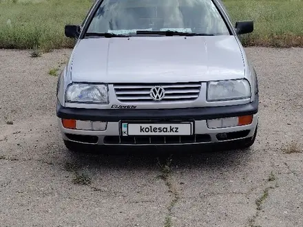 Volkswagen Vento 1994 года за 2 000 000 тг. в Тараз – фото 7