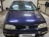 Volkswagen Golf 1996 года за 2 100 000 тг. в Астана