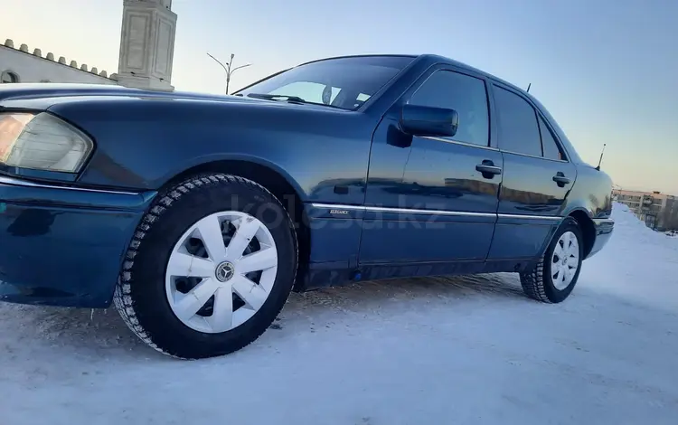 Mercedes-Benz C 180 1994 годаfor1 800 000 тг. в Караганда