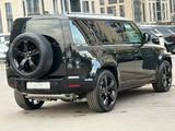 Land Rover Defender X-Dynamic SE 2026 года за 76 695 000 тг. в Алматы – фото 4