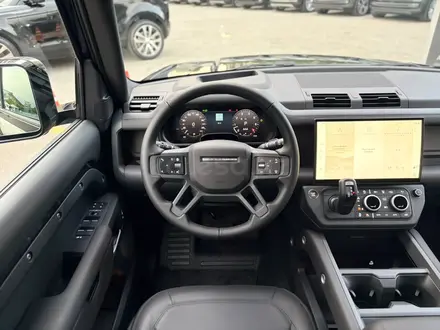 Land Rover Defender X-Dynamic SE 2026 года за 76 695 000 тг. в Алматы – фото 7