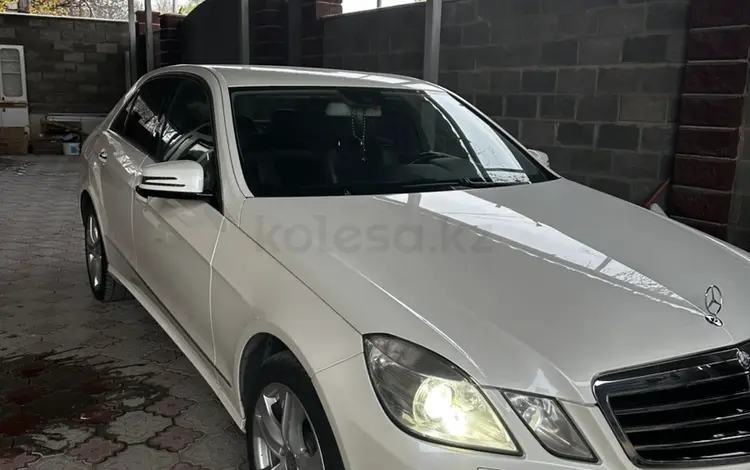 Mercedes-Benz E 300 2012 года за 11 500 000 тг. в Алматы