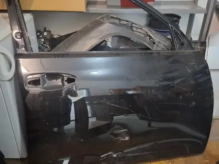 Передняя правая дверь от Toyota Land Cruiser Prado 150. Б/У за 122 416 тг. в Усть-Каменогорск
