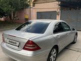 Mercedes-Benz C 200 2001 года за 2 350 000 тг. в Шымкент – фото 5