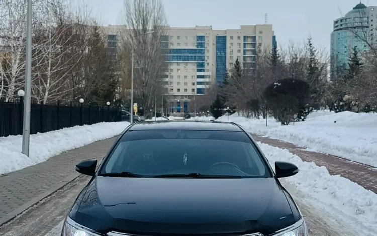 Toyota Camry 2015 годаfor10 350 000 тг. в Астана