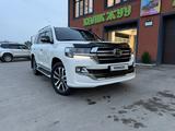 Toyota Land Cruiser 2018 годаүшін35 500 000 тг. в Алматы