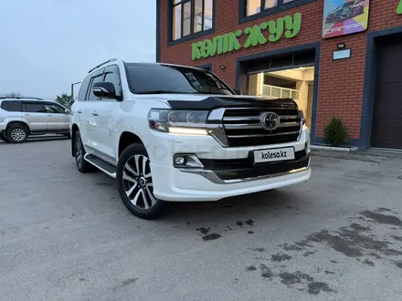 Toyota Land Cruiser 2018 года за 35 500 000 тг. в Алматы