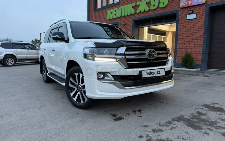 Toyota Land Cruiser 2018 годаүшін35 500 000 тг. в Алматы
