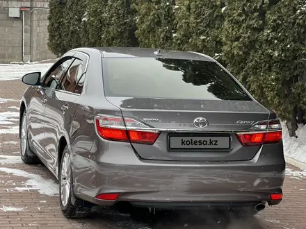 Toyota Camry 2014 года за 11 900 000 тг. в Алматы – фото 35