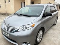 Toyota Sienna 2011 годаfor8 000 000 тг. в Актау