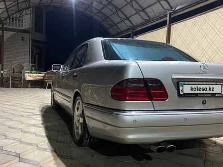 Mercedes-Benz E 430 1998 года за 5 500 000 тг. в Шымкент – фото 6