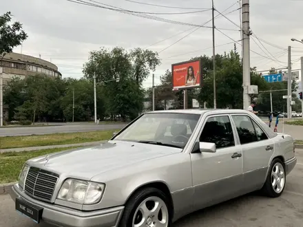 Mercedes-Benz E 280 1994 года за 3 800 000 тг. в Алматы – фото 2