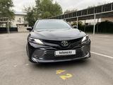 Toyota Camry 2020 года за 20 500 000 тг. в Алматы