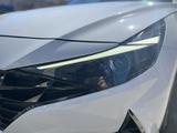 Hyundai Elantra 2022 года за 9 500 000 тг. в Шымкент – фото 4
